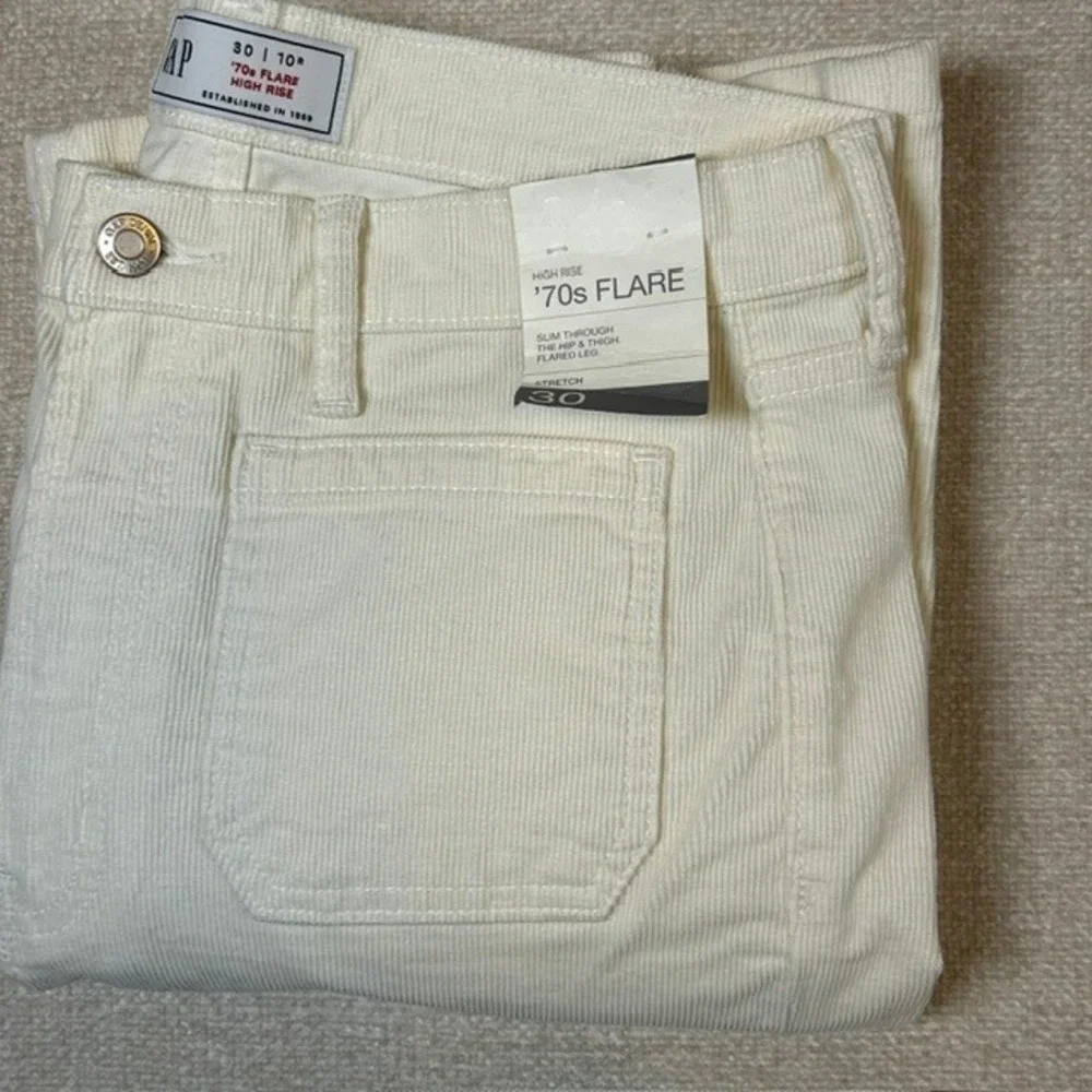 NWT Gap Women's 70's Flare High Rise White Corduroy Pants Stretch 30/10